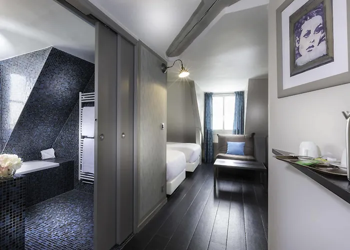 Jeanne D'arc Le Marais Hotel