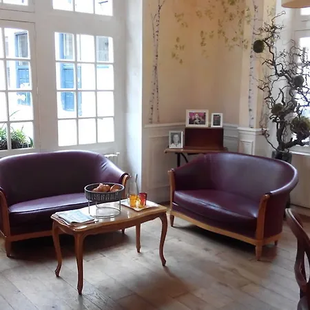 Jeanne D'arc Le Marais Hotel