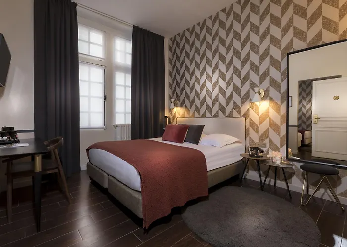 酒店 玛莱斯圣女贞德酒店