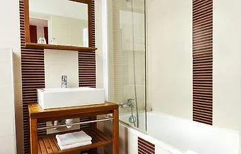 玛莱斯圣女贞德酒店