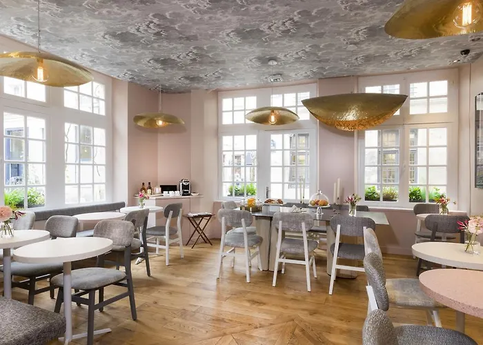 玛莱斯圣女贞德酒店 3* 巴黎