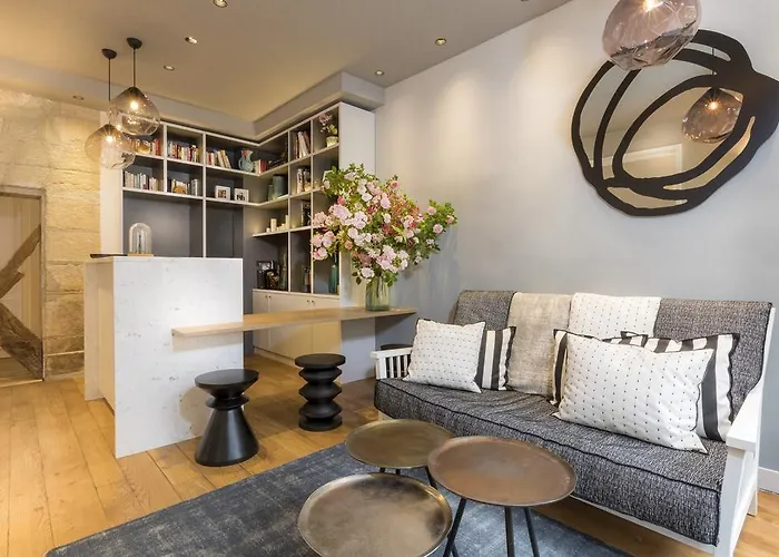 Hotel Jeanne D'arc Le Marais 3*