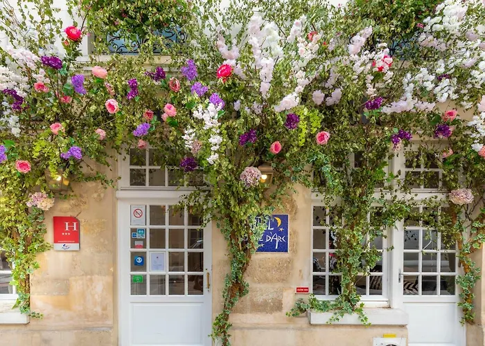 玛莱斯圣女贞德酒店 酒店